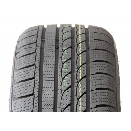 TRACMAX ICE-PLUS S210 245/40R19 98V XL